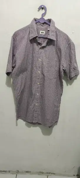 Kemeja Kerja santai formal Merk Uniqlo No executive size S