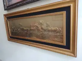 Pajangan kuningan timbul mengkilat P.147cmx T.68cm