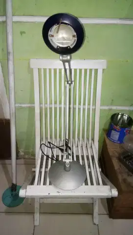 lampu belajar halogen