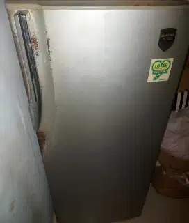 SHARP Kulkas 1Pintu