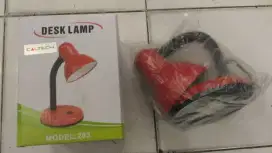 Lampu Meja Belajar