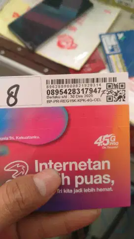 Dicari karyawati untuk jaga toko paket data...jam kerja 12.00 - 22.00