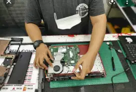 Service laptop/pc panggilan semarang