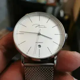 Jonas  Verus  seiko