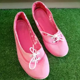 Preloved Sepatu Wanita Ad1das