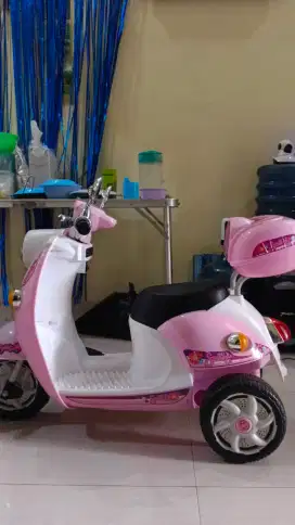 Motor Aki scoopy vespa mini