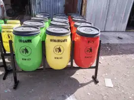 Tong sampah Bandung