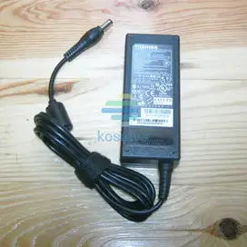 Charger / Adaptor Laptop TOSHIBA Satellite (Output: 19v-3.42A)