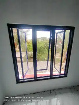 Jendela aluminium kaca
