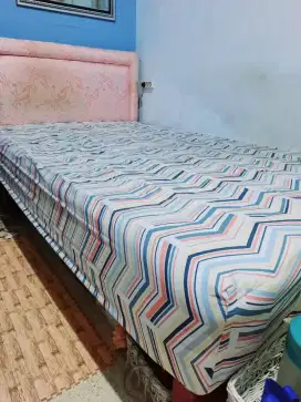 Tawarin Kasur springbed sekonnya