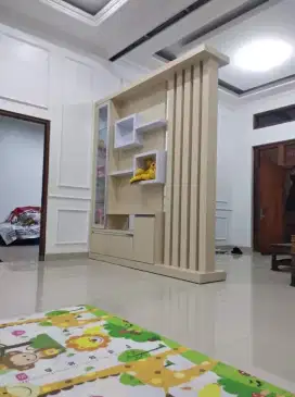 Penyekat ruangan/partisi
