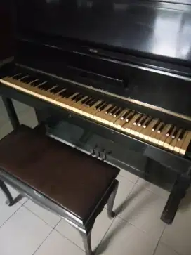 Piano eropa antik