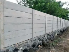 Pagar beton precast.