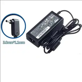 Adaptor Charger Acer Aspire 3 A314-22 A314-22G 19V 2.37A Jack Kecil