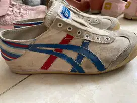 Sepatu onitsuka tiger, geox, pedro