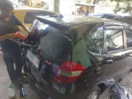 kaca film mobil, menambah privasi