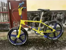 Sepeda BMX / OS BMX