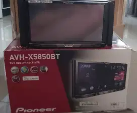 Head unit Pioneer AVH-X5850BT