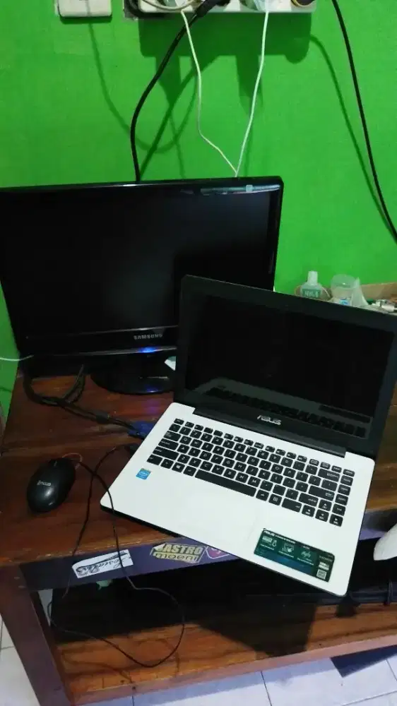 Saya beli laptop rusak mu