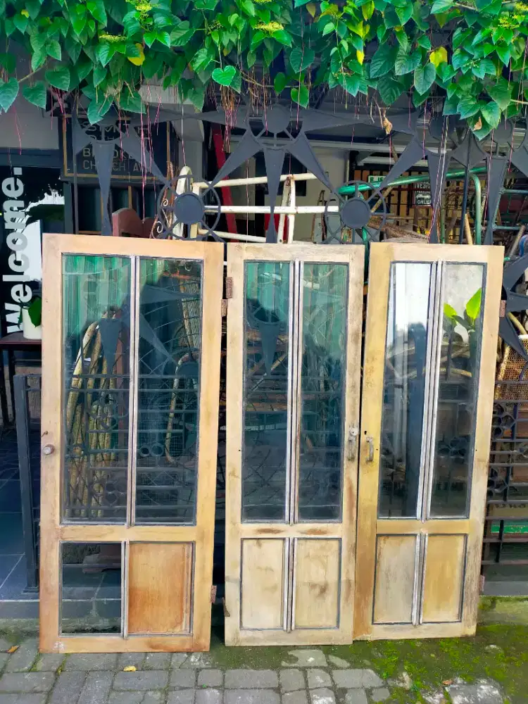 Borongan 3 Pintu Kayu Jati Tua Bergaya Art Deco thn 40an