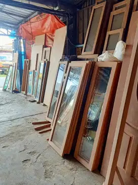 Pintu kusen kayu oven almunium tanpa dp bisa pasang kunci engsel