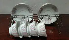1 set cangkir (cangkir 4, tatakan 6), made in China
