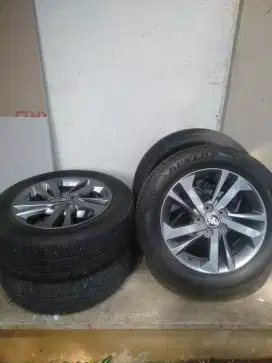 Velg R 15 plus ban Xenia Avanza 2022