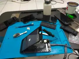 Ganti lcd iphone panggilan