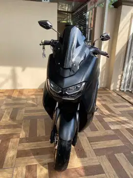 Nmax connacted hitam 2021