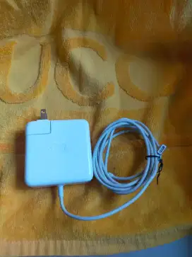 Mac save power adaptor 60 watt