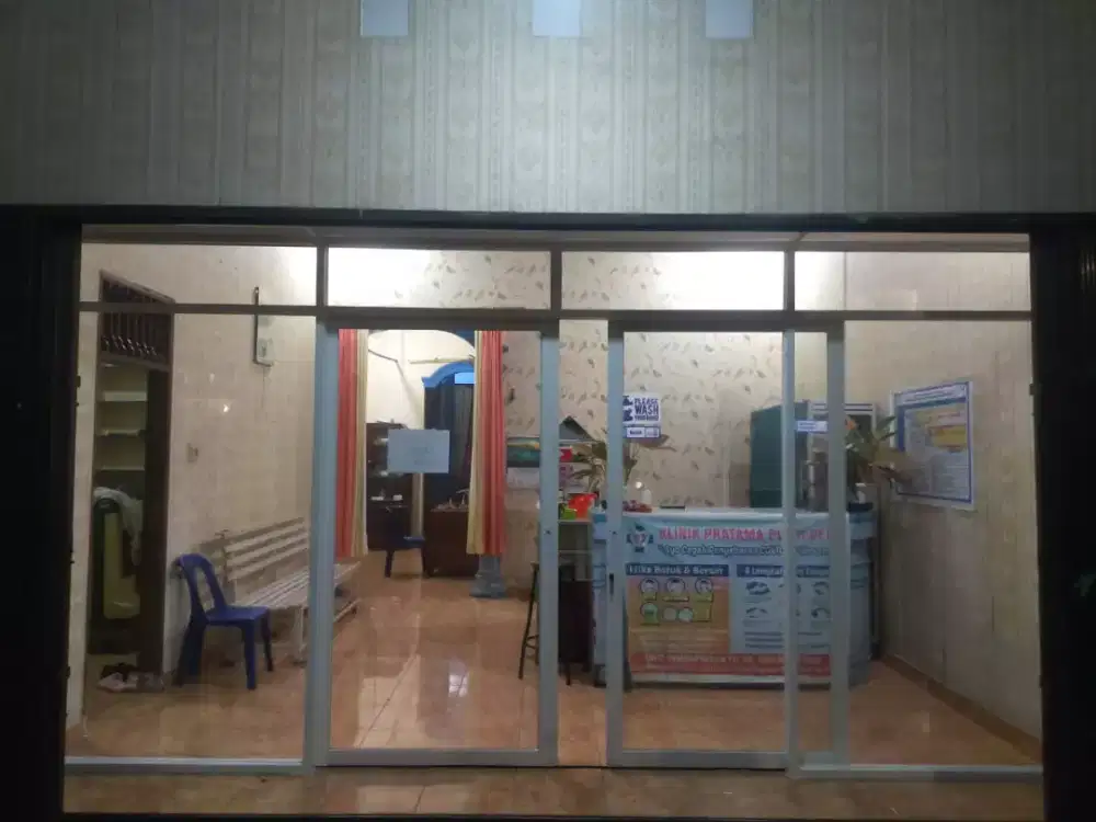 Pintu kaca dan sekat kaca ruko