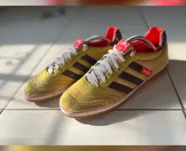 Sepatu futsal Adidas janeirinha sala original