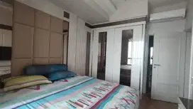Dijual apartemen the peak residence TP5