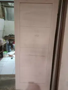 Kusen kayu kalimantan bahan bekas jadi baru