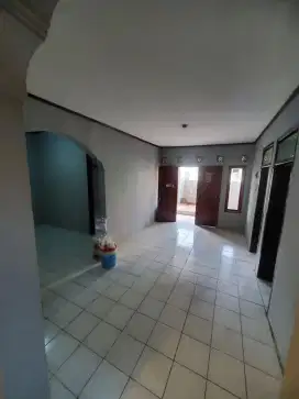 Rumah siap huni lokasi riung bandung