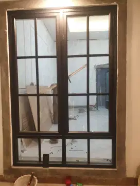 BONGKAR PASANG ,ALMUNIUM KACA,PARTISI PINTU JENDELA