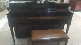 Piano merk LOWREY sangat mulus