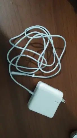 Charger Macbook Pro MagSafe I 60 Watt Tipe L Original