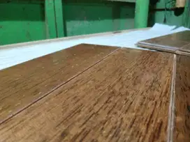 Lantai Parket UV Coating Pemasangan Tanpa Lem