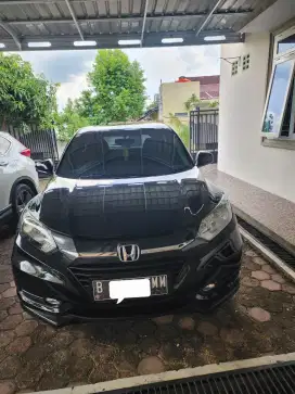 Dijual Honda  HRV E CVT 1,5 -AT 2017