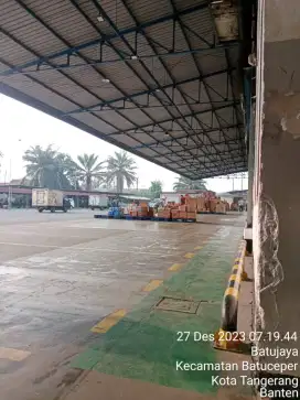 Dibutuhkan driver dan helper pengiriman barang sembako