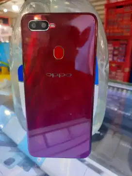 jual oppo F9 pro hp charger only.