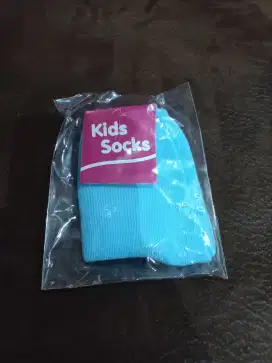 Kaos Kaki Anak Biru