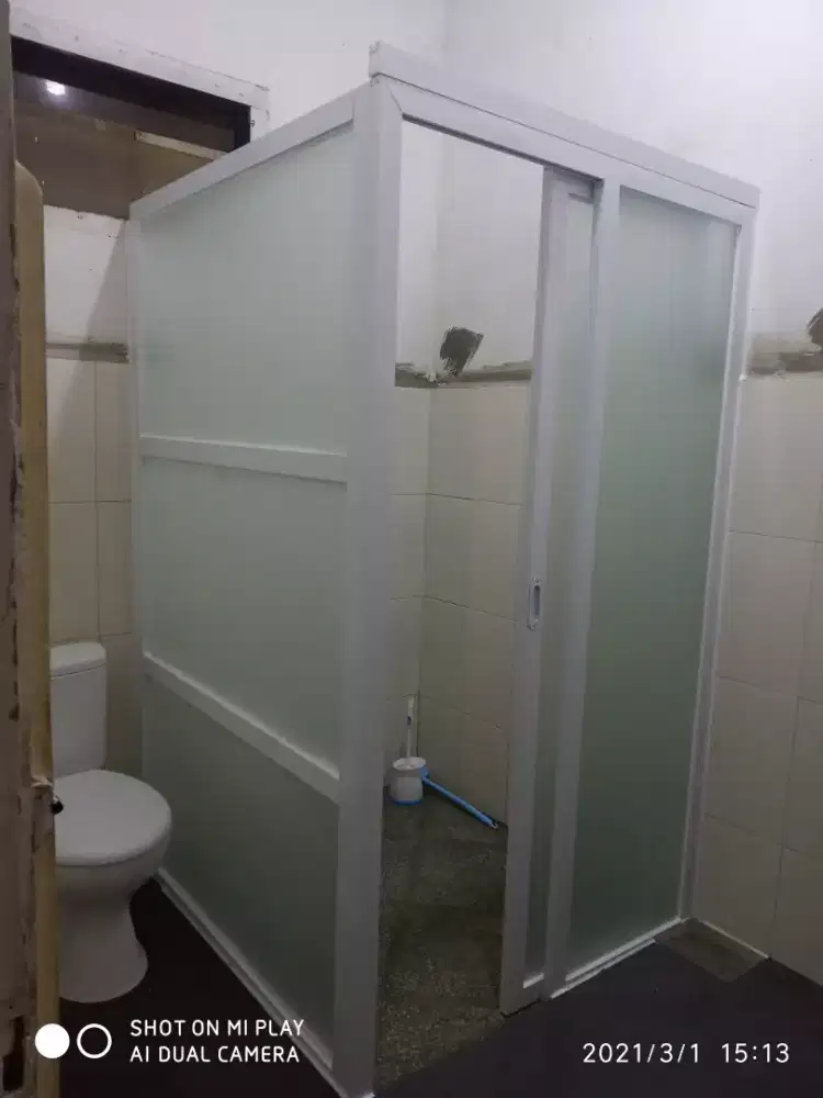 Sanblast kaca dan  kaca film ribens / oneway