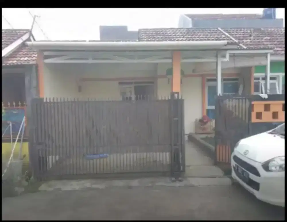 Di jual rumah bisa kredit siap huni di Permata Puri Harmoni 1