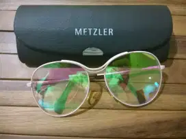 Kacamata Vintage Metzler