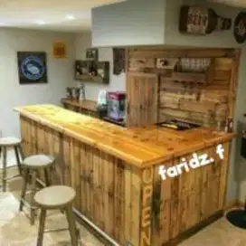 Meja bar tender