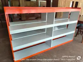 Rak perpustakaan mahoni