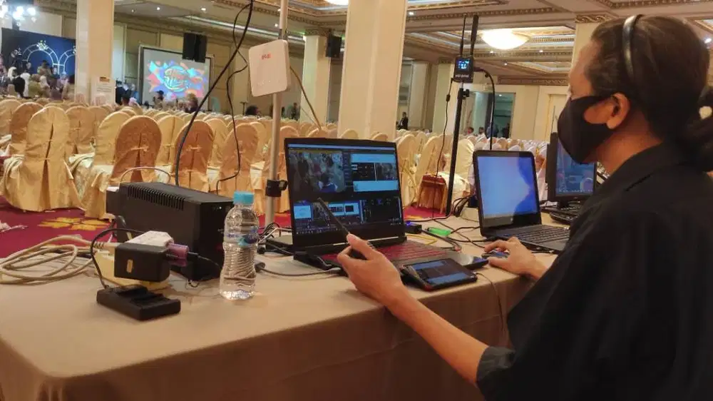 Jasa Live Streaming Youtube, Zoom Meeting,  Instagram sewa laptop Vmix