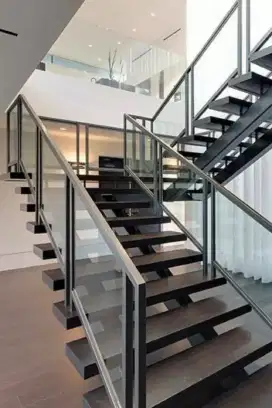 Railing tangga besi/stainless steel, balcon,roling door,folding gate,